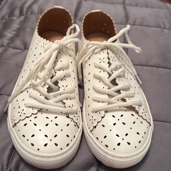 Torrid Sneakers Faux Leather White Laser Cut Design in EUC. Size 9W. - Picture 3 of 8